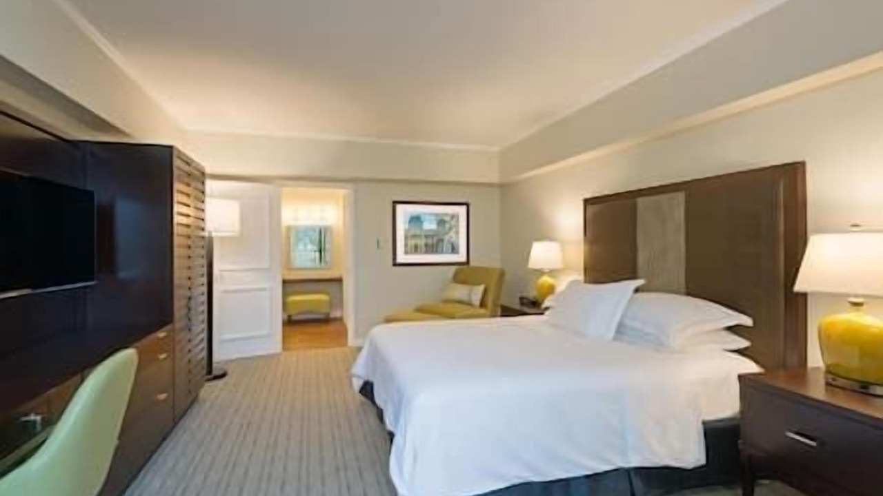Photo of Bedroom in Waikiki