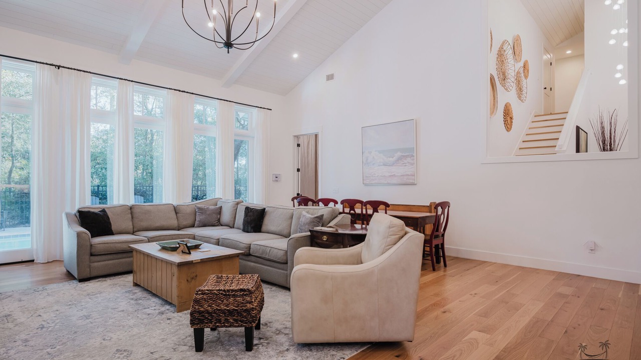 Photo of Livingroom in Lawton Woods