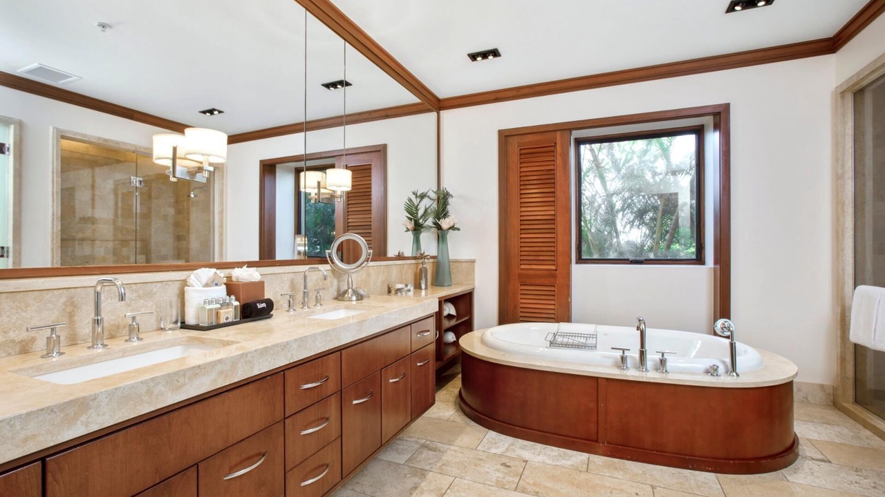 Photo of Bathroom in Montage Kapalua Bay