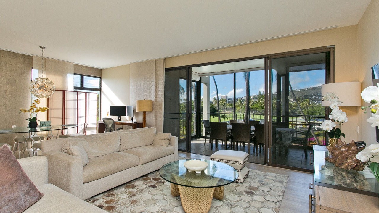 Photo of Livingroom in Waialae Iki