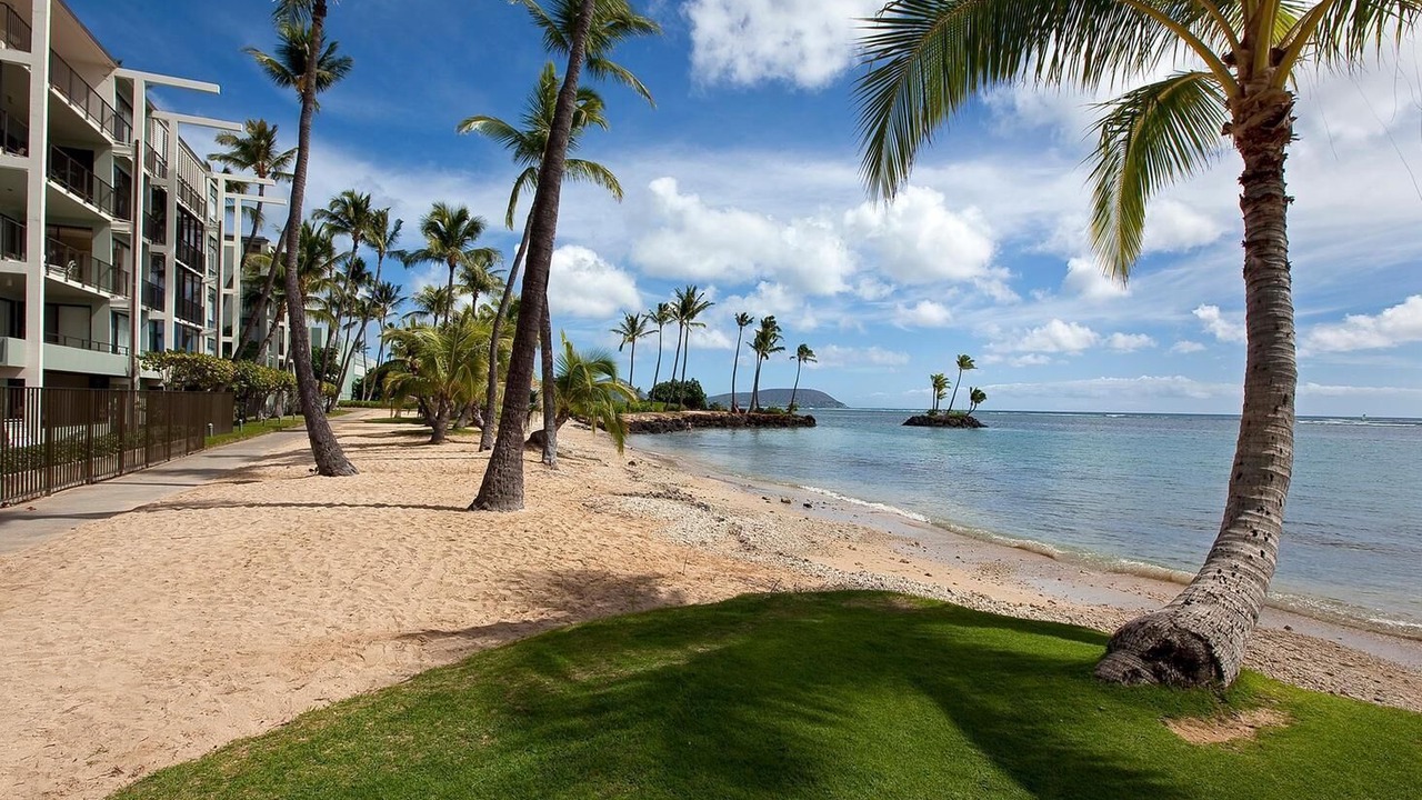 Photo of Others in Waialae Iki