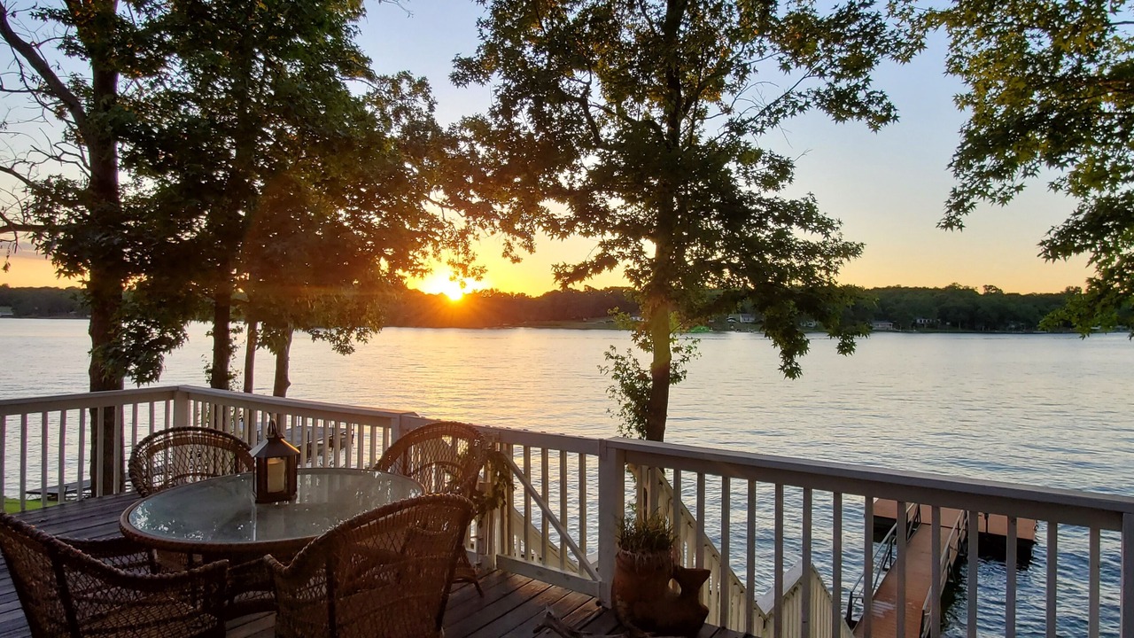 Photo of Outdoor in Lake Secession