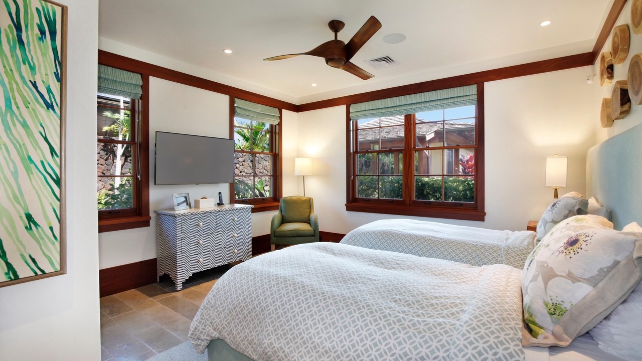Photo of Bedroom in Poipu