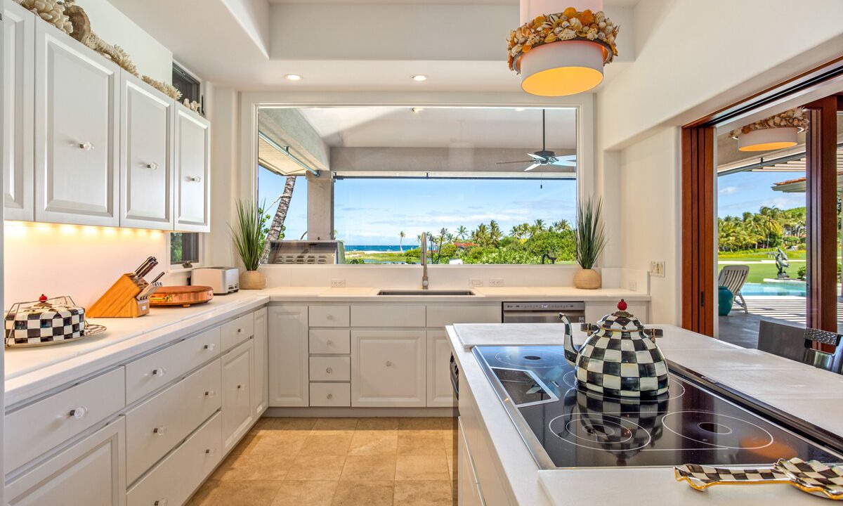 Photo of Kitchen in Kaupulehu