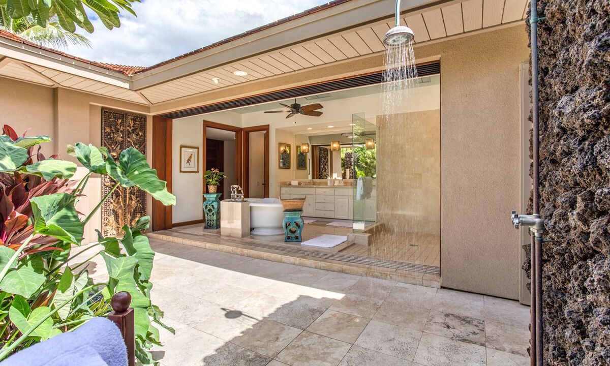 Photo of Patio Balcony in Kaupulehu