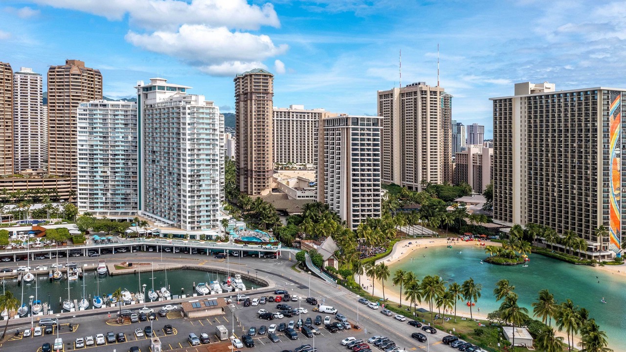 Photo of Others in Waikiki