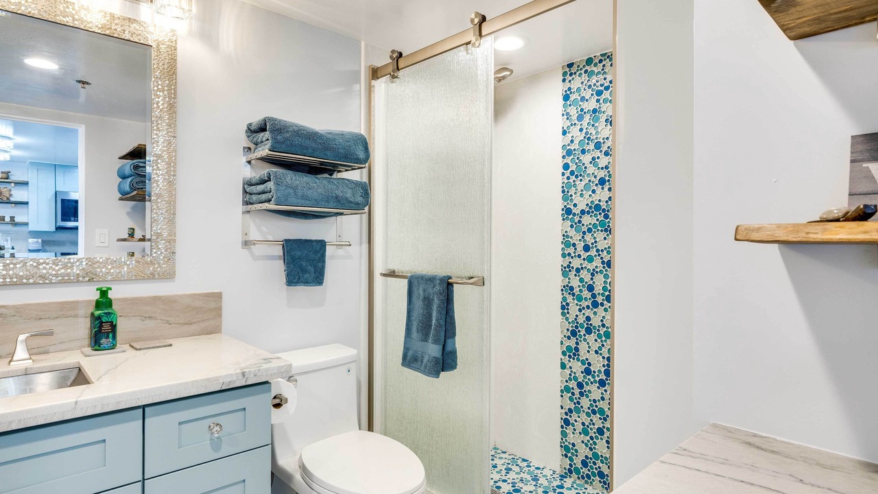 Photo of Bathroom in Waikiki