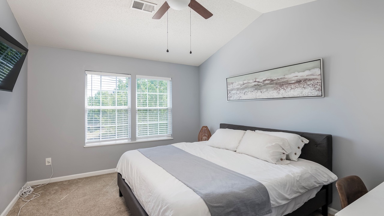 Photo of Bedroom in Huntcliff