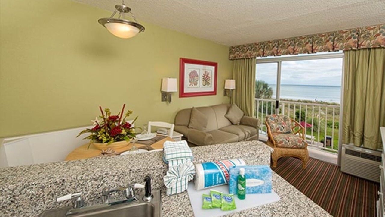 Photo of Livingroom in Ocean Drive