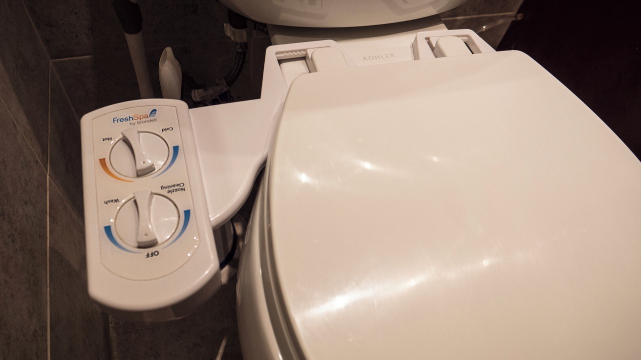 Photo of Bathroom in McCully - Moiliili
