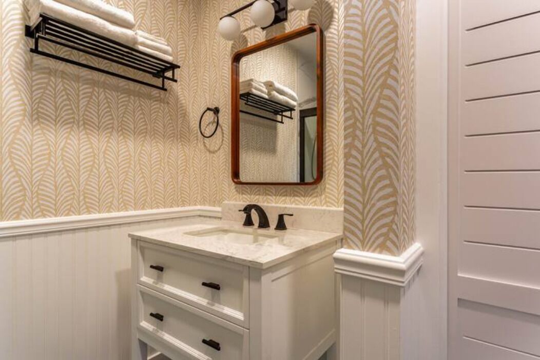 Photo of Bathroom in Kona Palisades