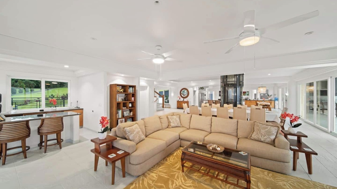 Photo of Livingroom in Ninole