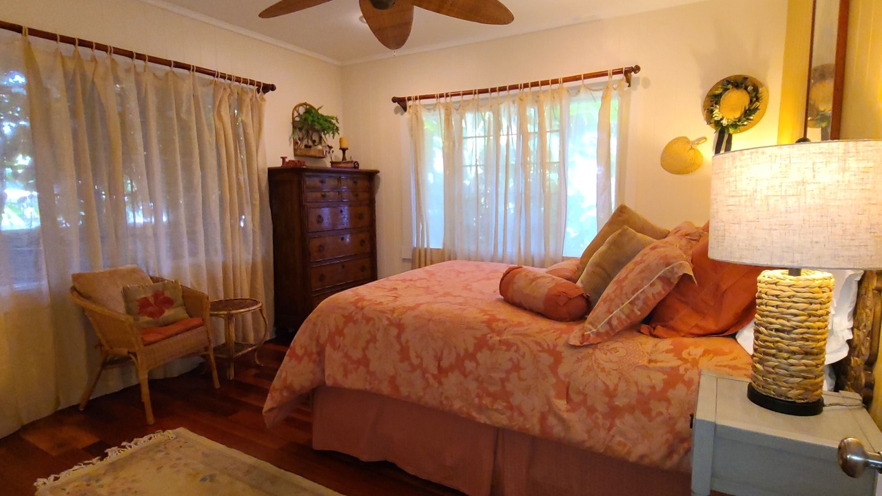 Photo of Bedroom in Lanikai