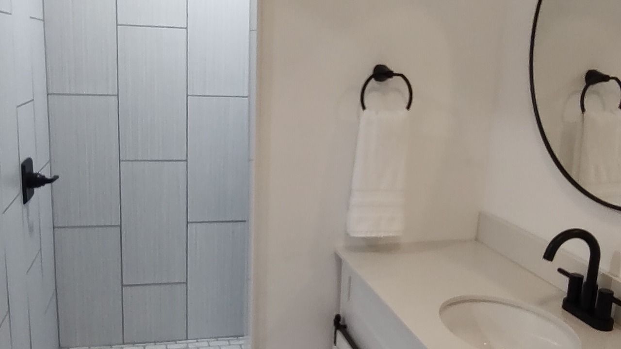 Photo of Bathroom in Bowling Green