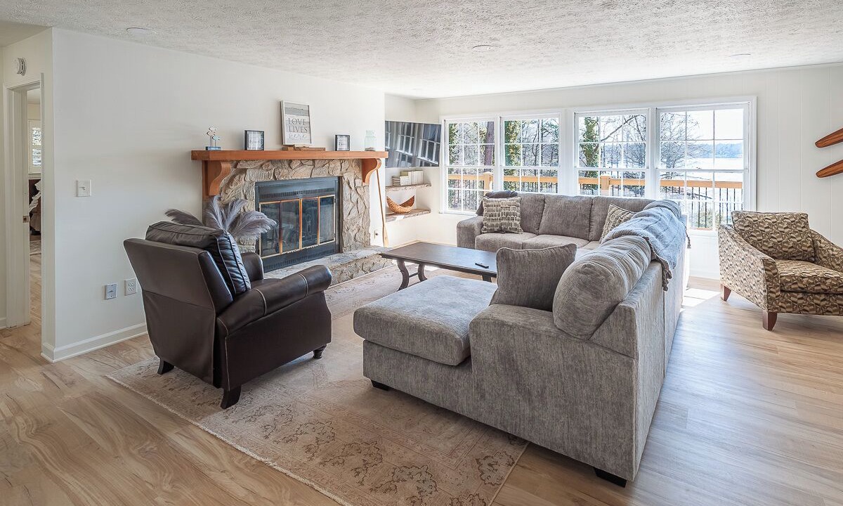 Photo of Livingroom in Seneca