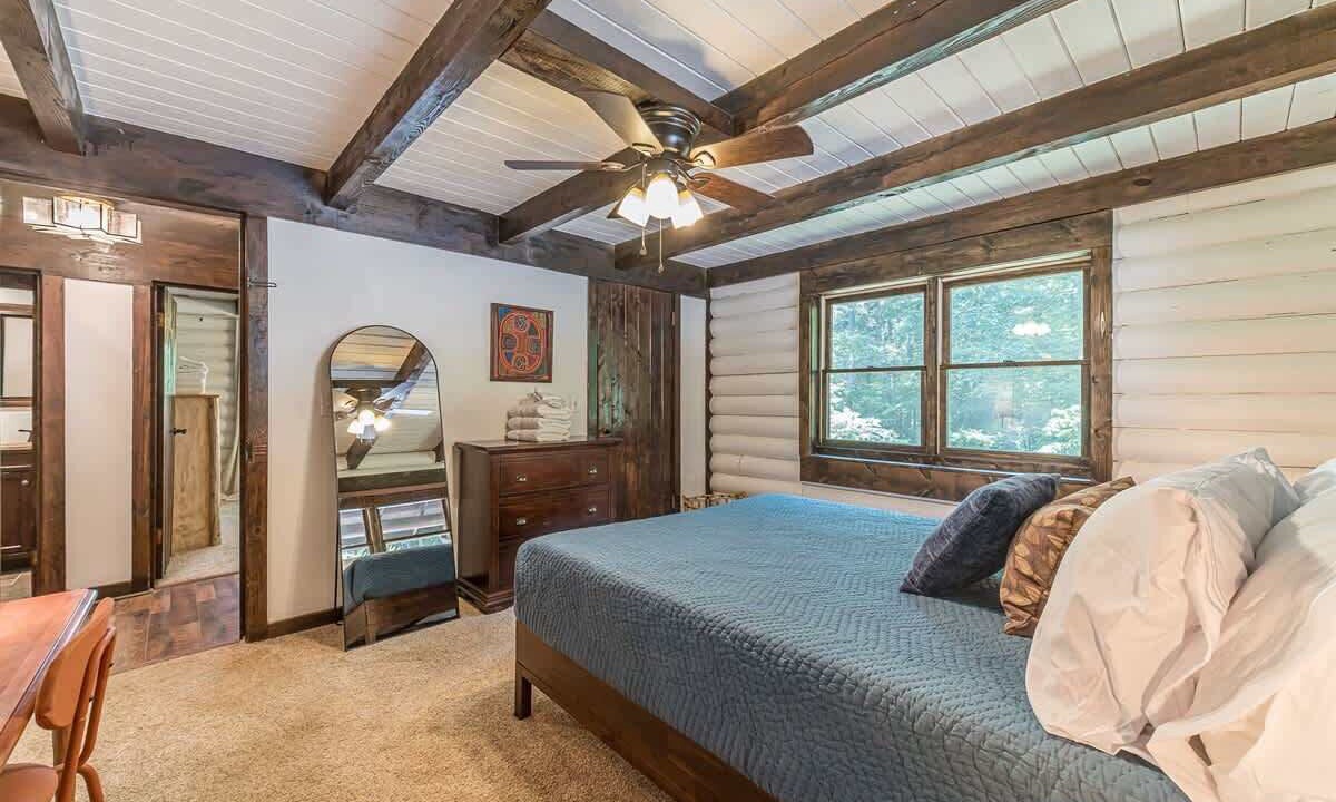 Photo of Bedroom in Demorest