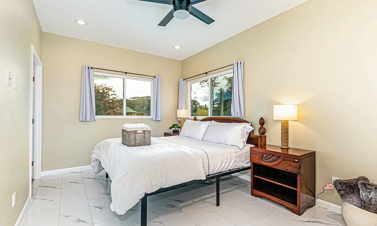 Photo of Bedroom in Hilo