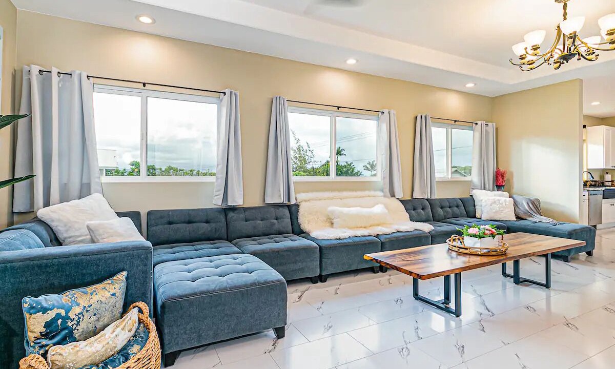 Photo of Livingroom in Hilo
