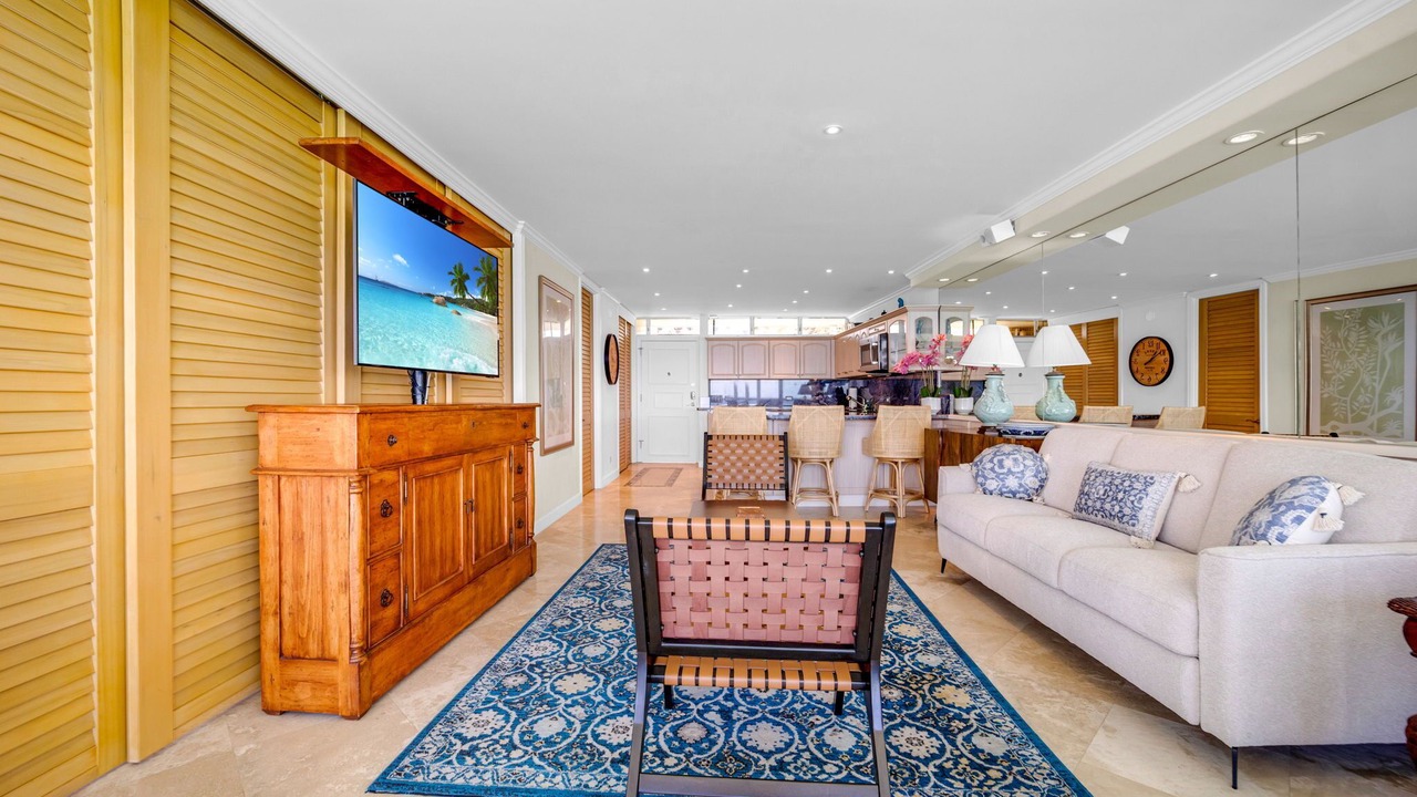Photo of Livingroom in Diamond Head - Kapahulu - St. Louis