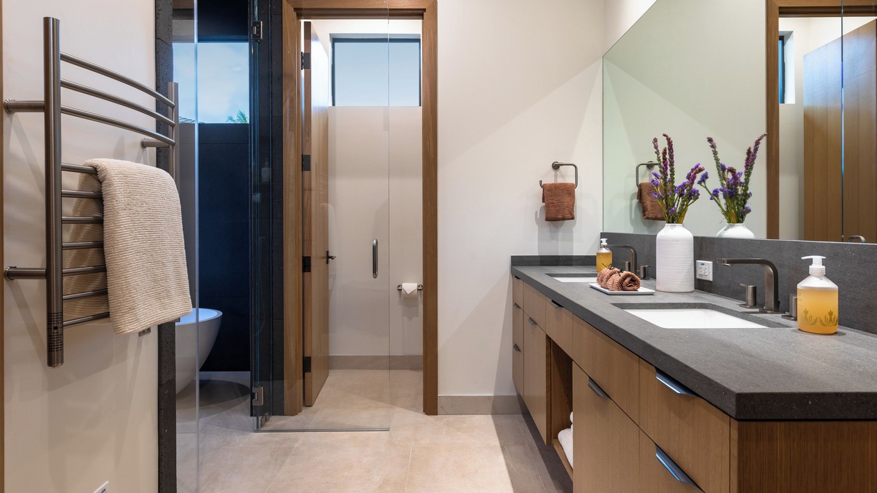 Photo of Bathroom in Waikoloa