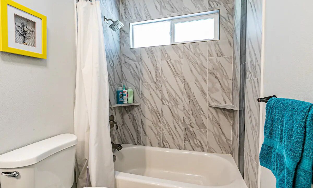 Photo of Bathroom in Keaau