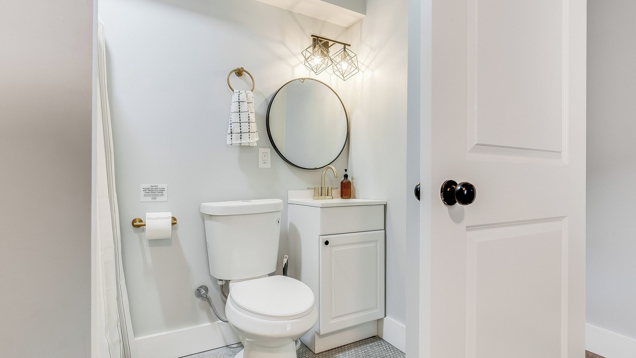 Photo of Bathroom in Midtown