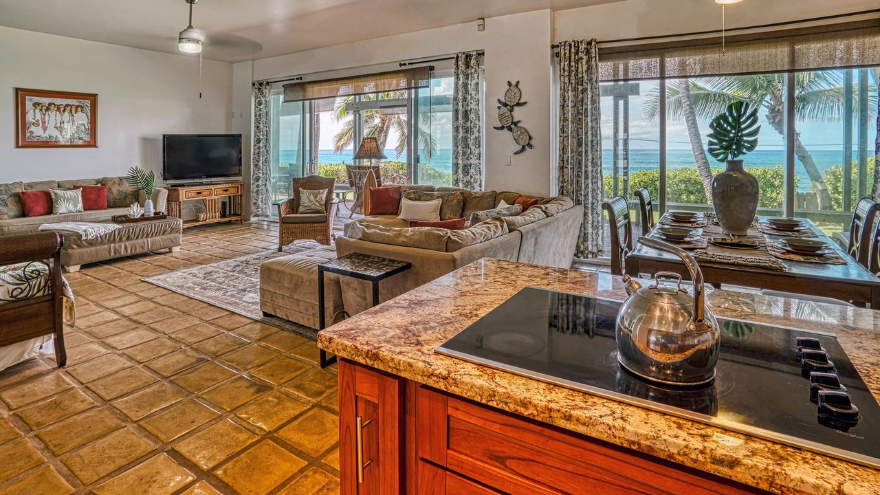 Photo of Livingroom in Makaha