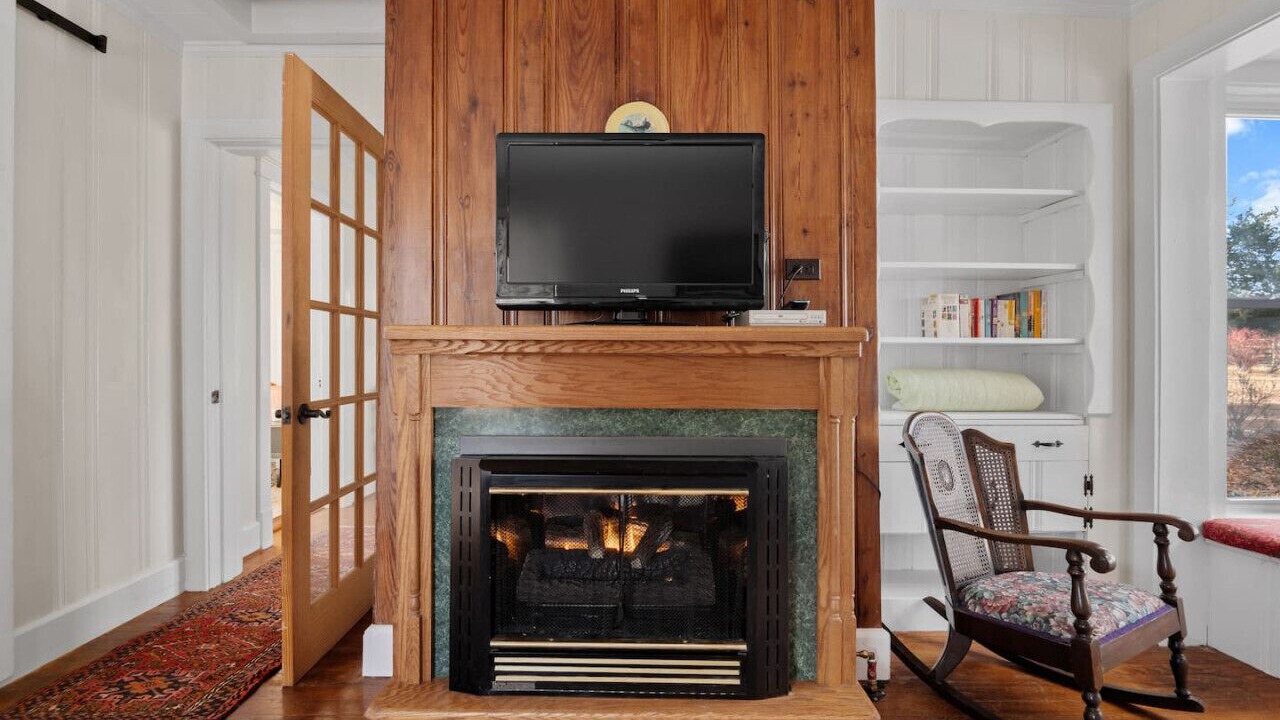 Photo of Livingroom in Macon
