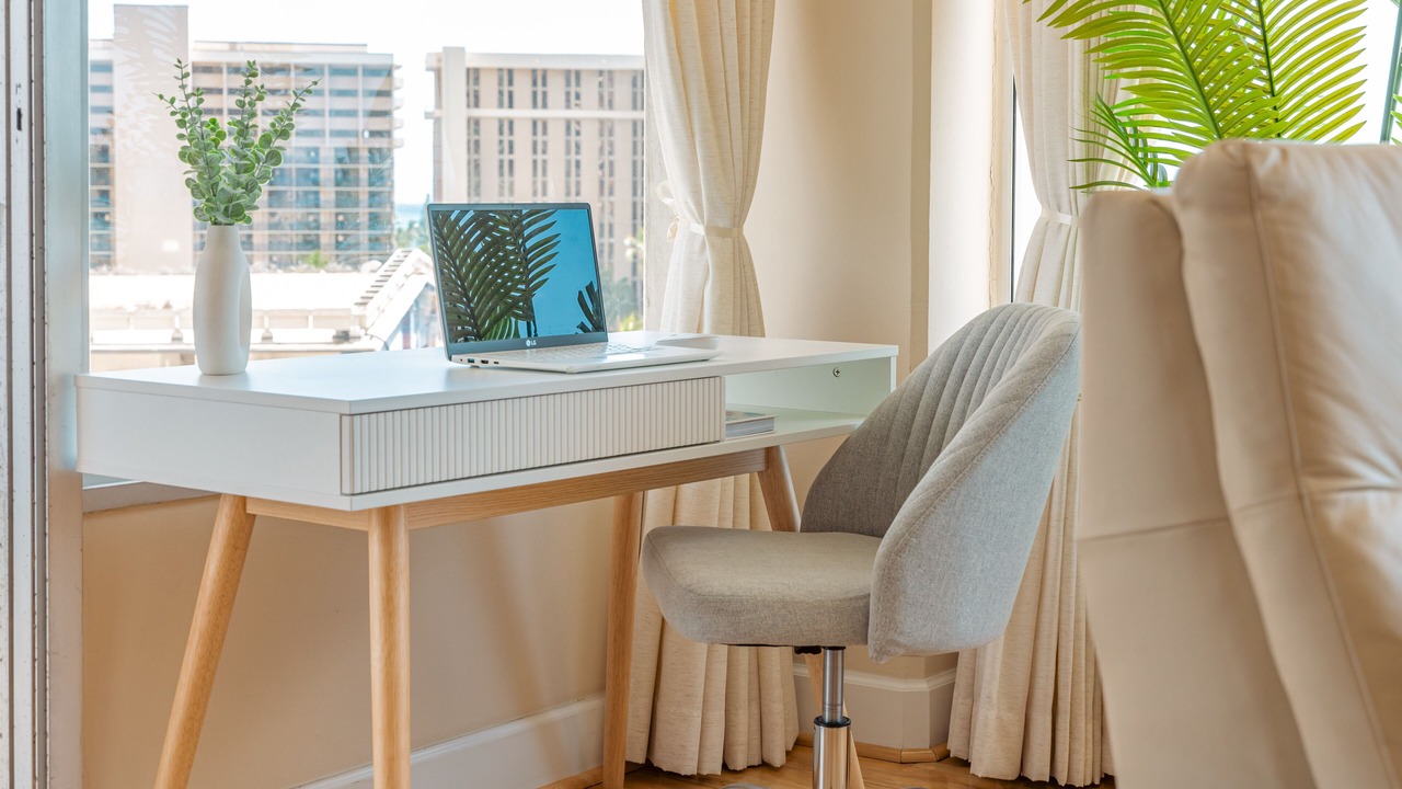 Photo of Bedroom in Waikiki