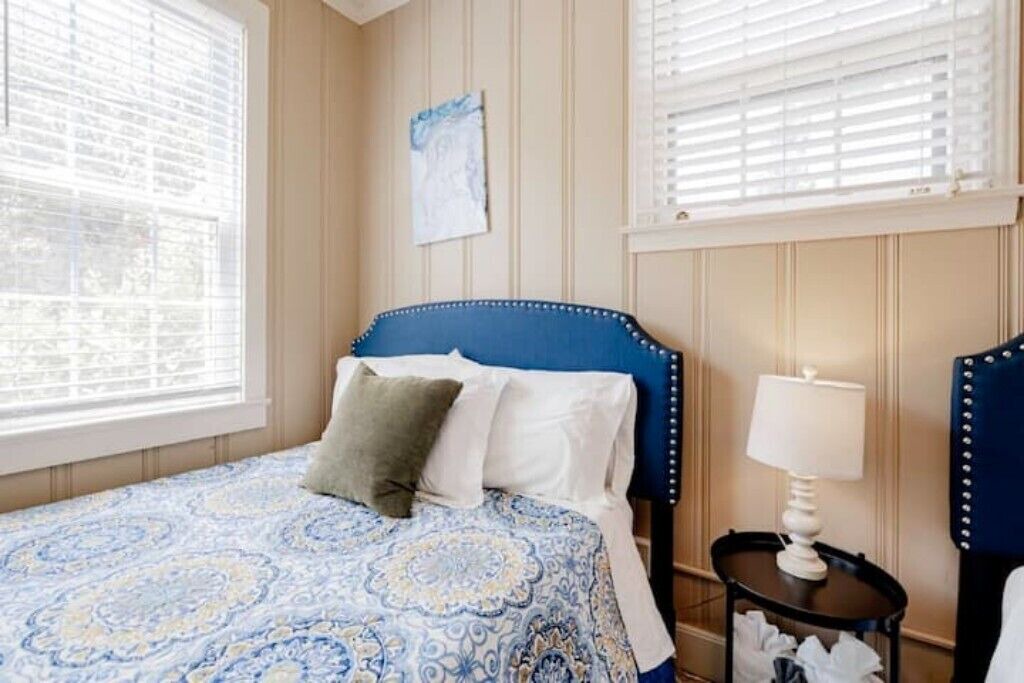 Photo of Bedroom in Rosewood
