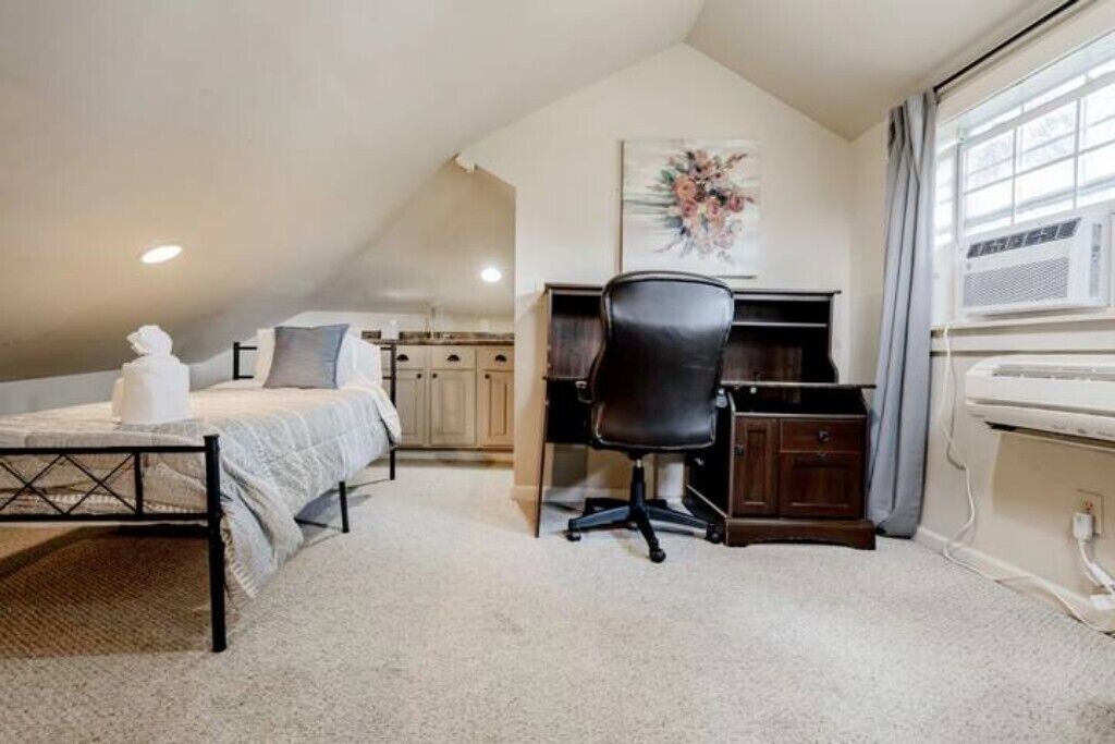 Photo of Bedroom in Rosewood