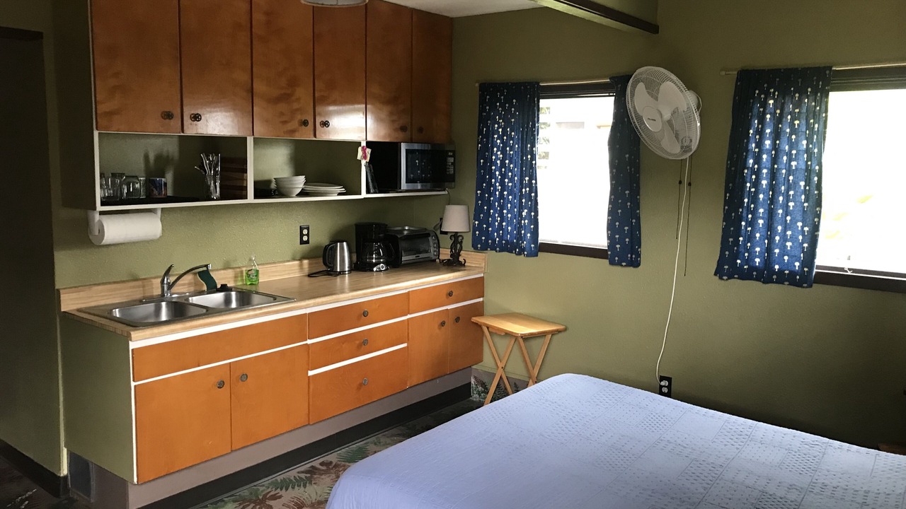 Photo of Bedroom in Historic Kailua Village