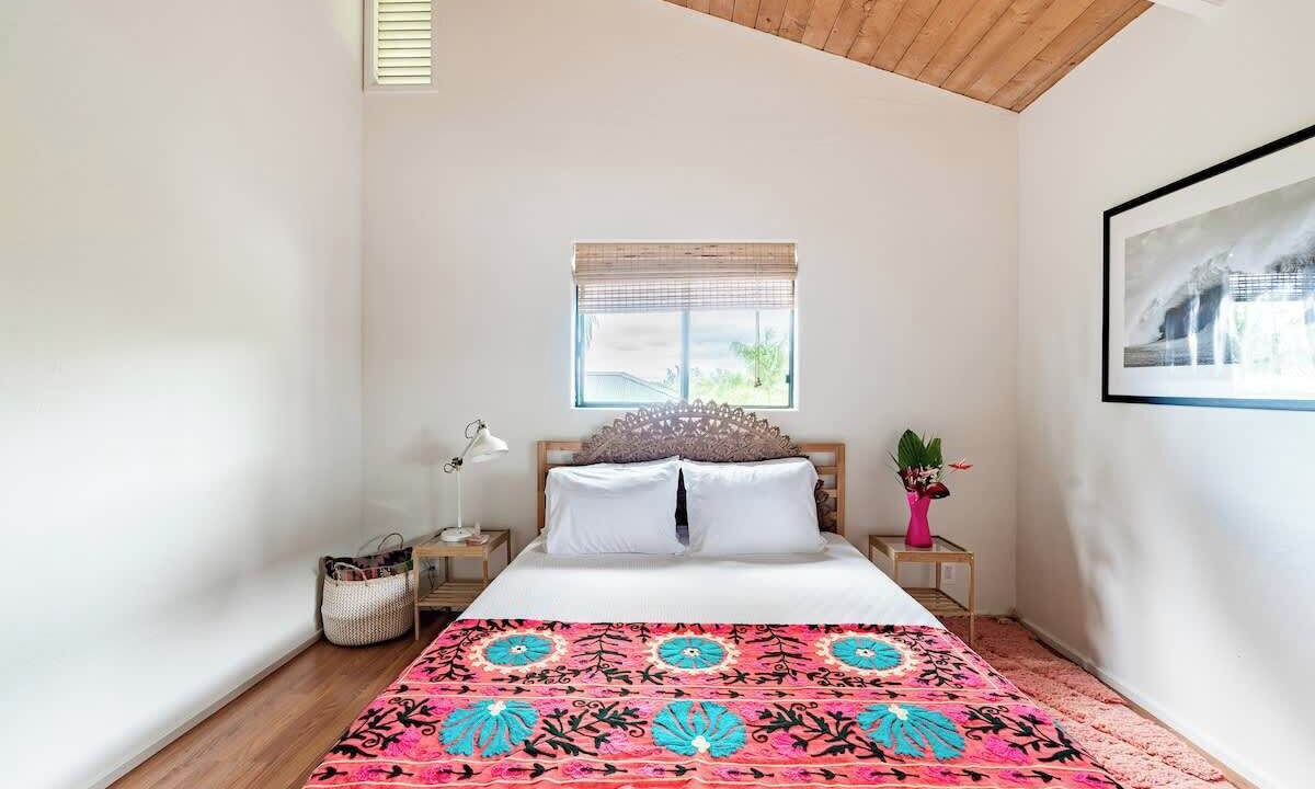 Photo of Bedroom in Kealakekua