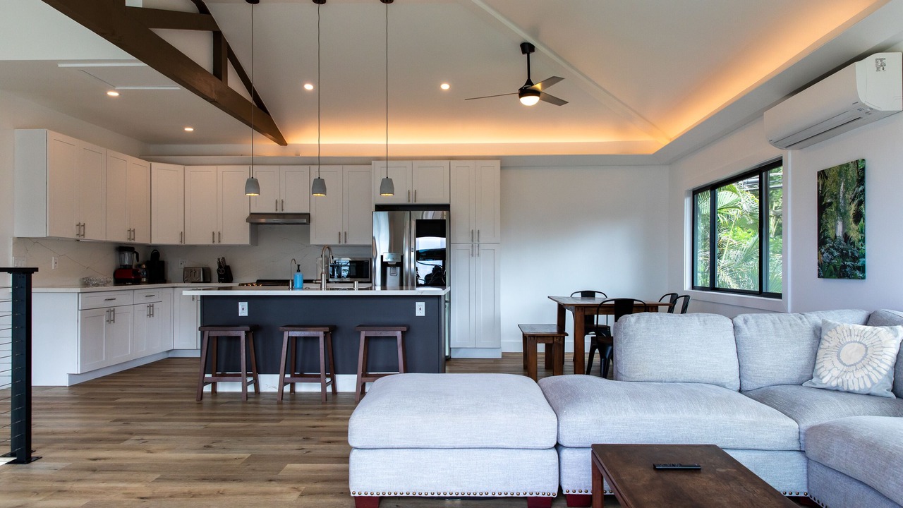 Photo of Livingroom in Waialee