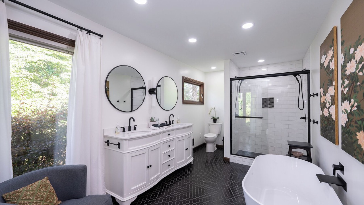 Photo of Bathroom in Anderson