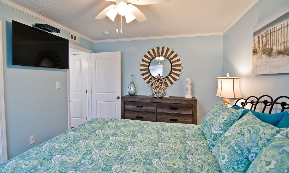 Photo of Bedroom in Indian Beach