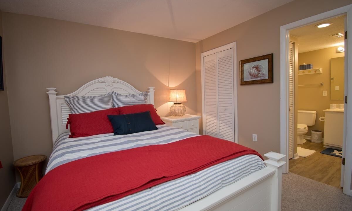 Photo of Bedroom in Emerald Isle