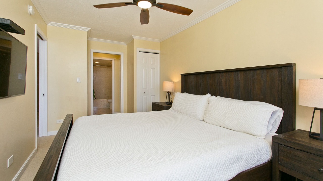 Photo of Bedroom in Ala Moana