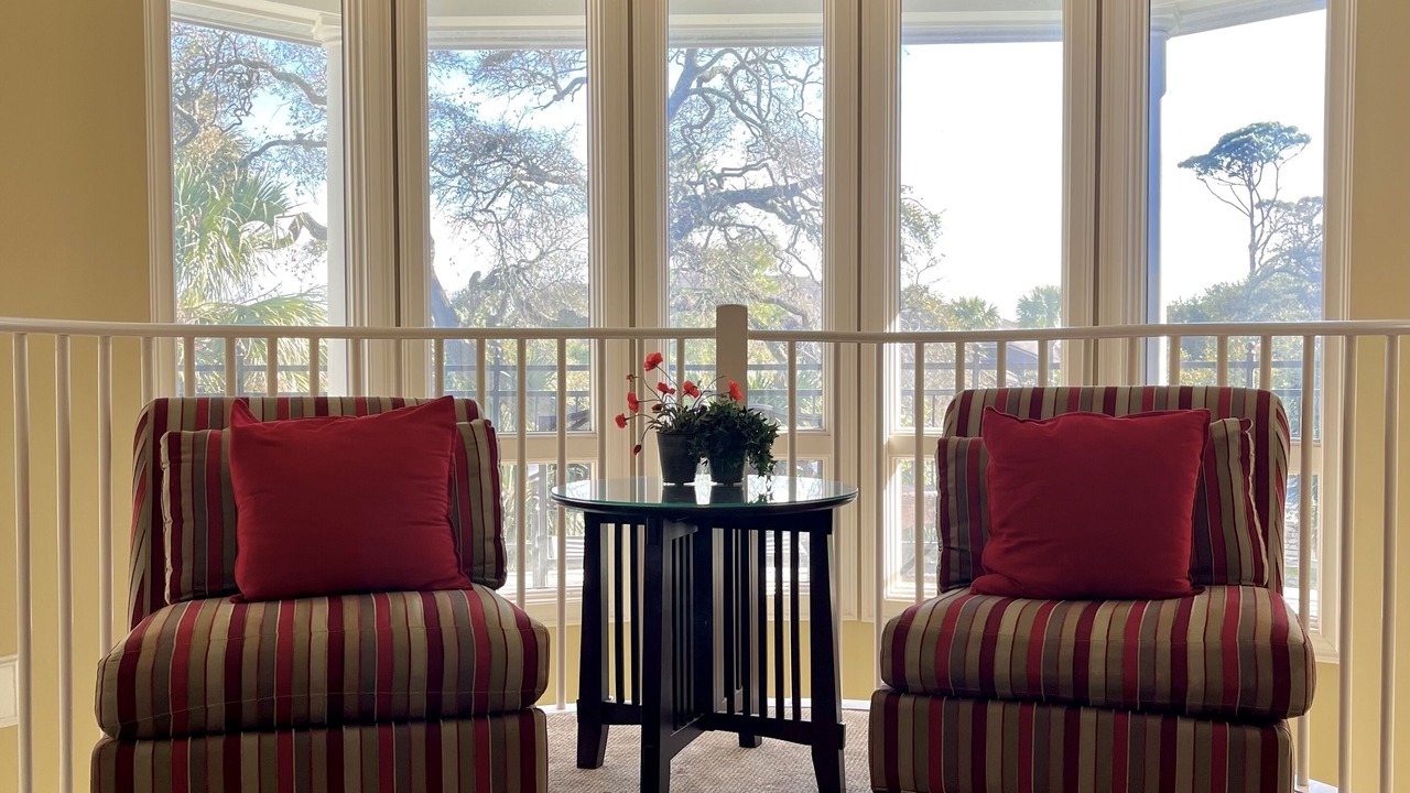 Photo of Livingroom in North Forest Beach