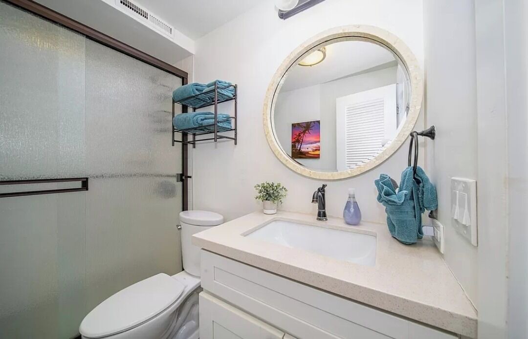 Photo of Bathroom in Ukumehame Ahupuaa