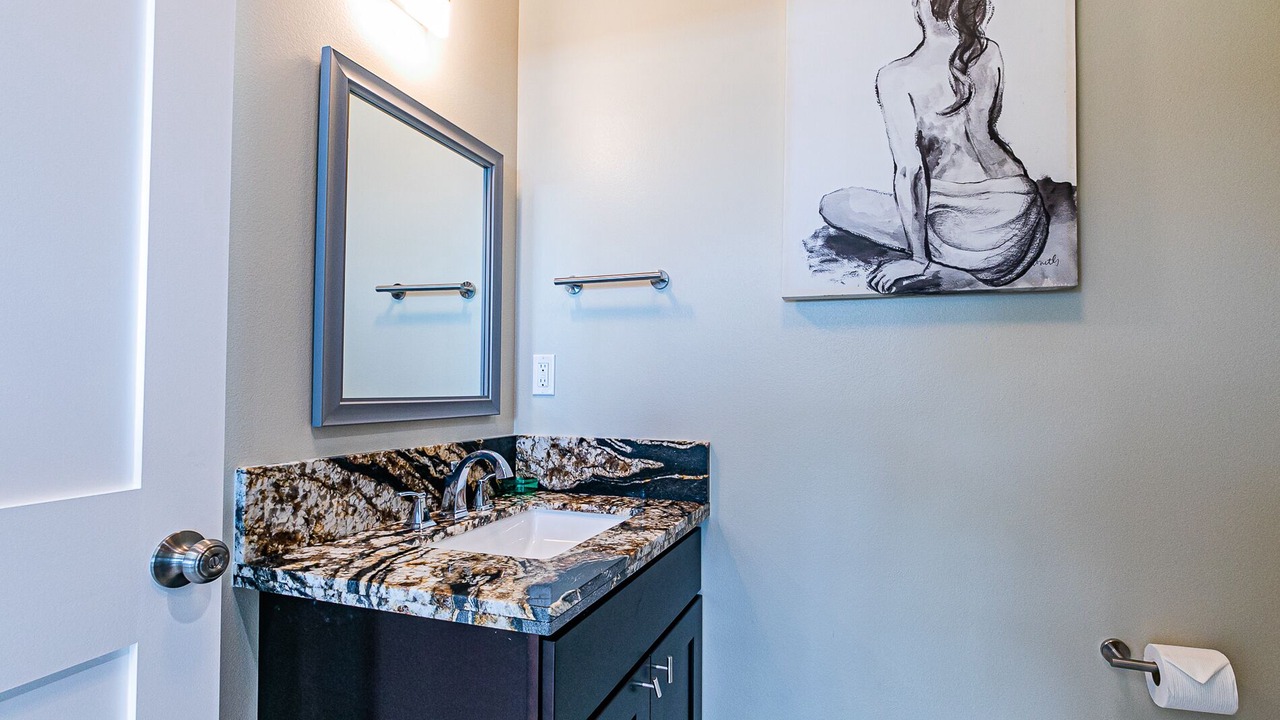 Photo of Bathroom in Hilo