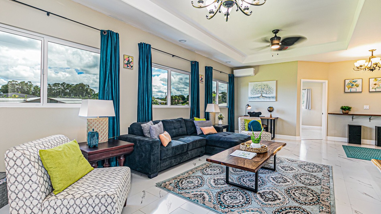 Photo of Livingroom in Hilo