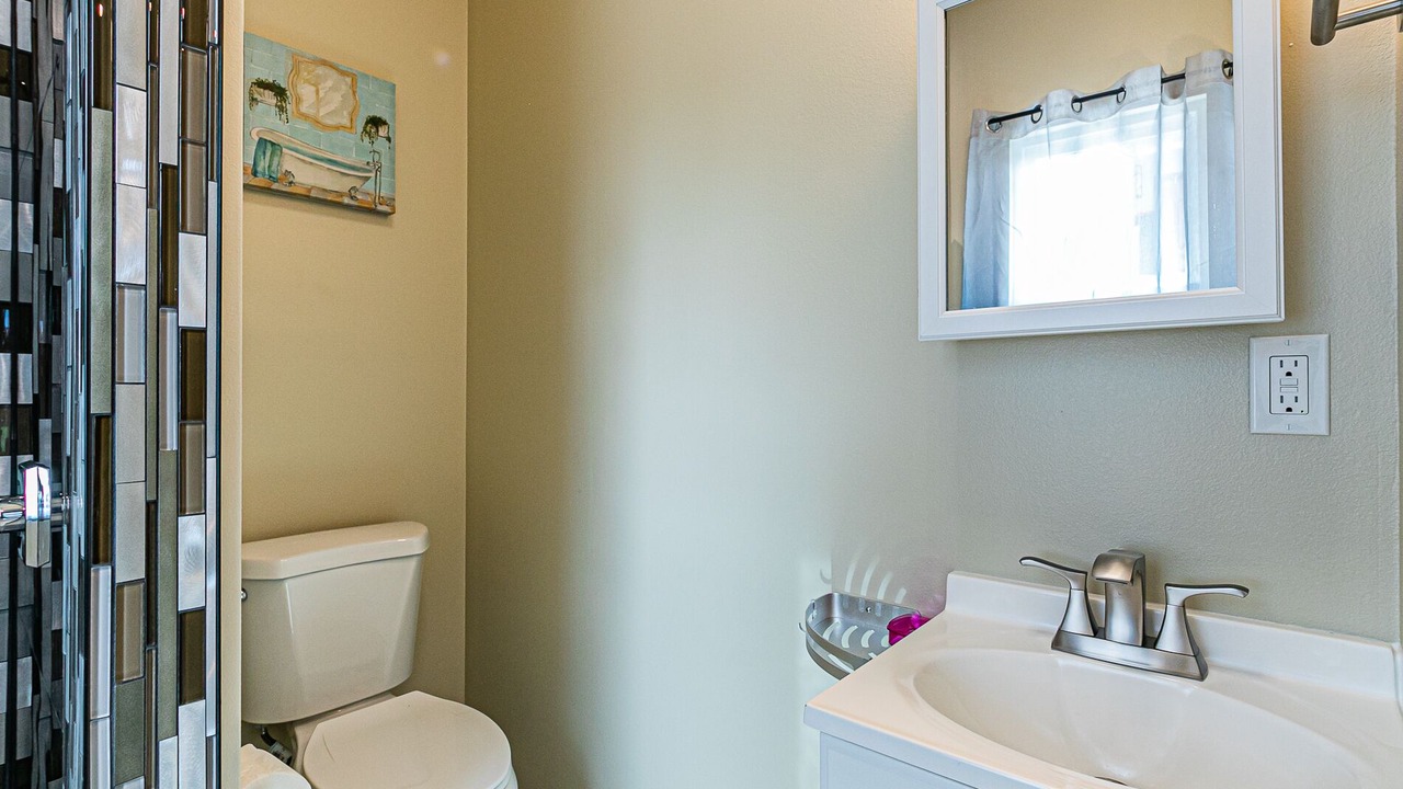 Photo of Bathroom in Hilo