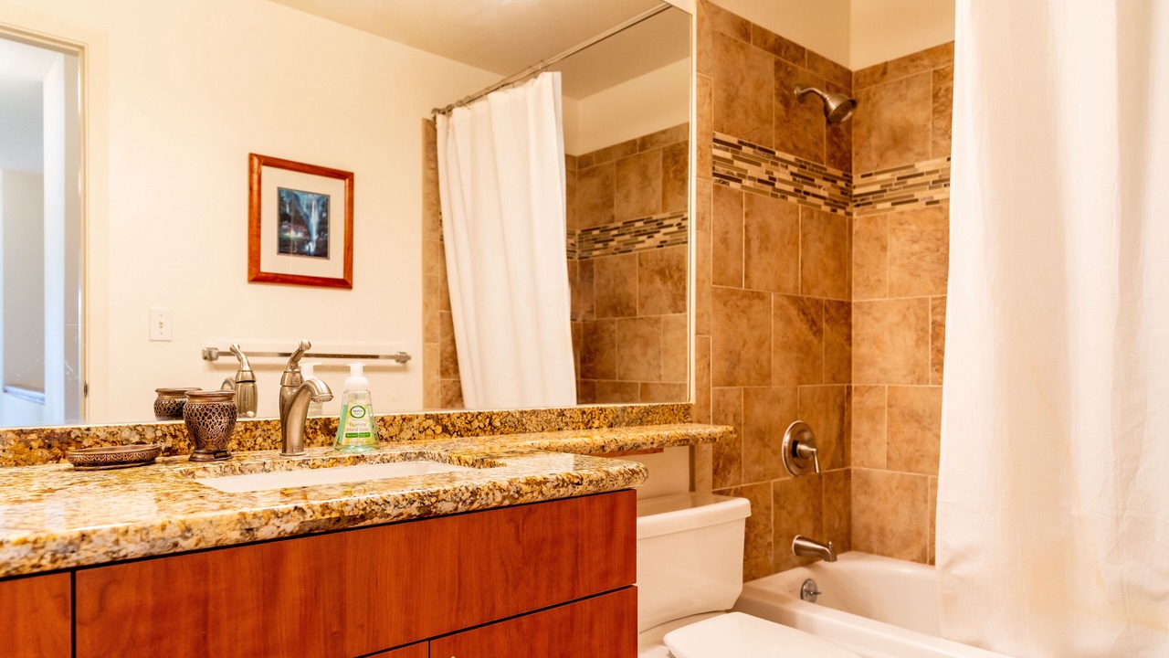 Photo of Bathroom in Kapolei