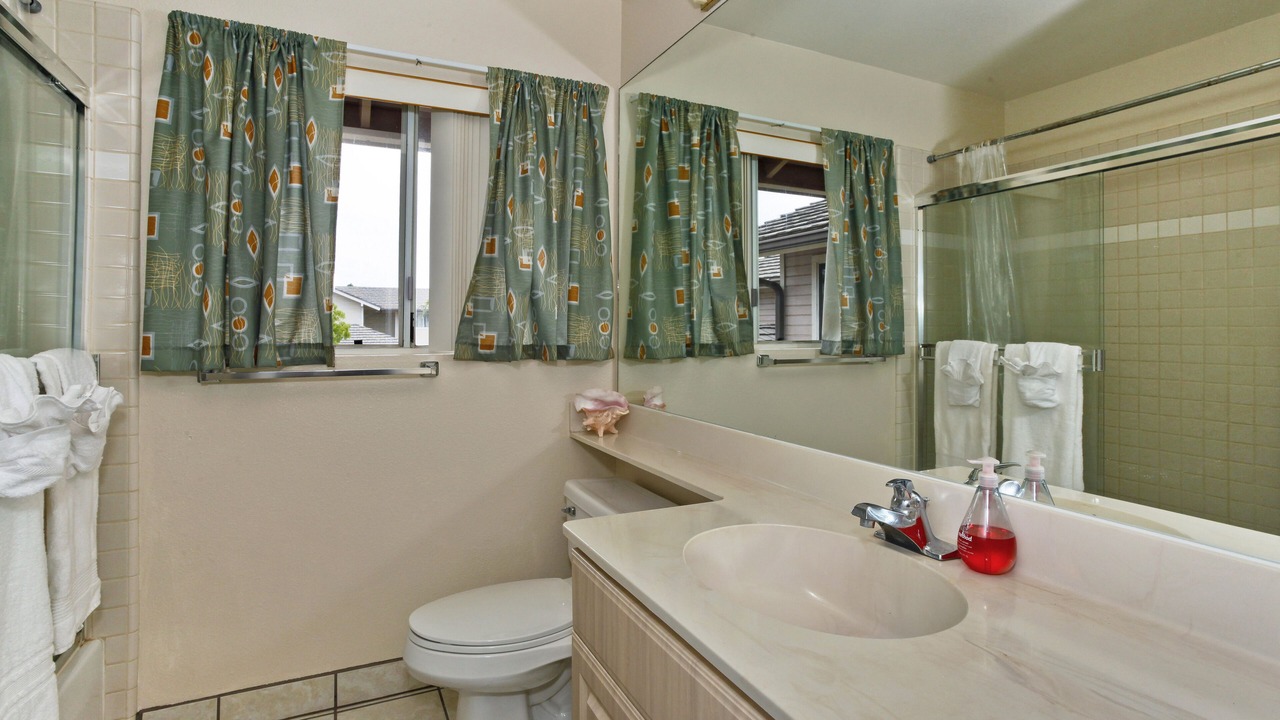 Photo of Bathroom in Kapolei