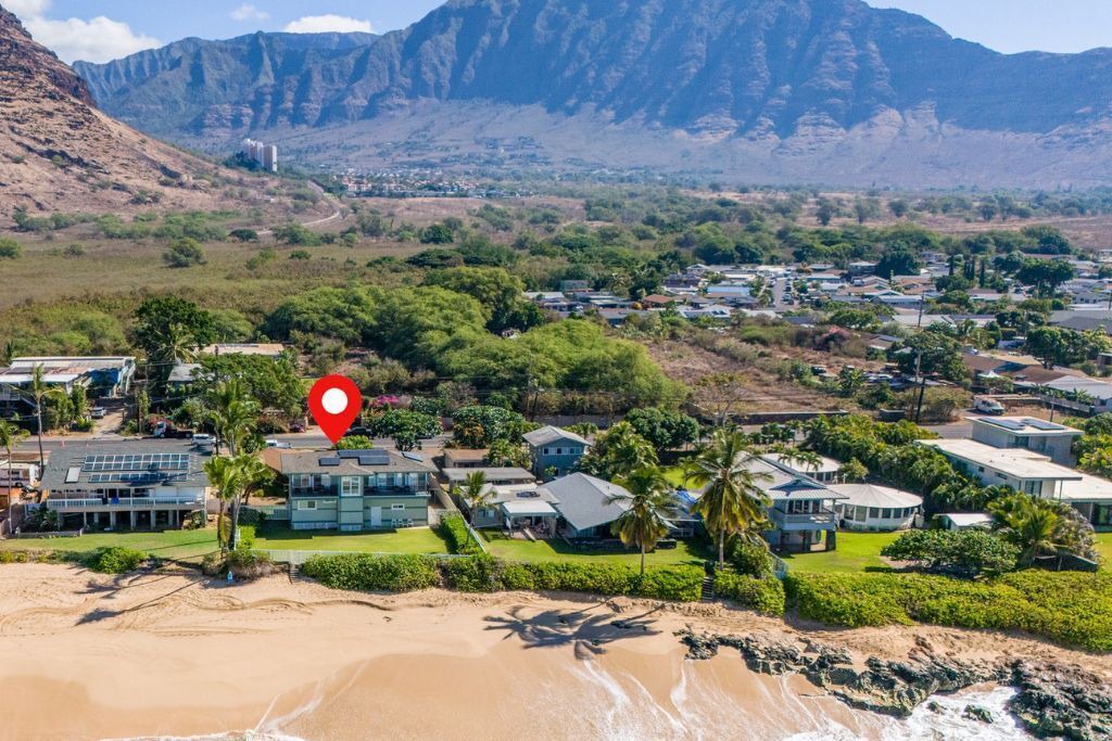 Photo of Others in Makaha