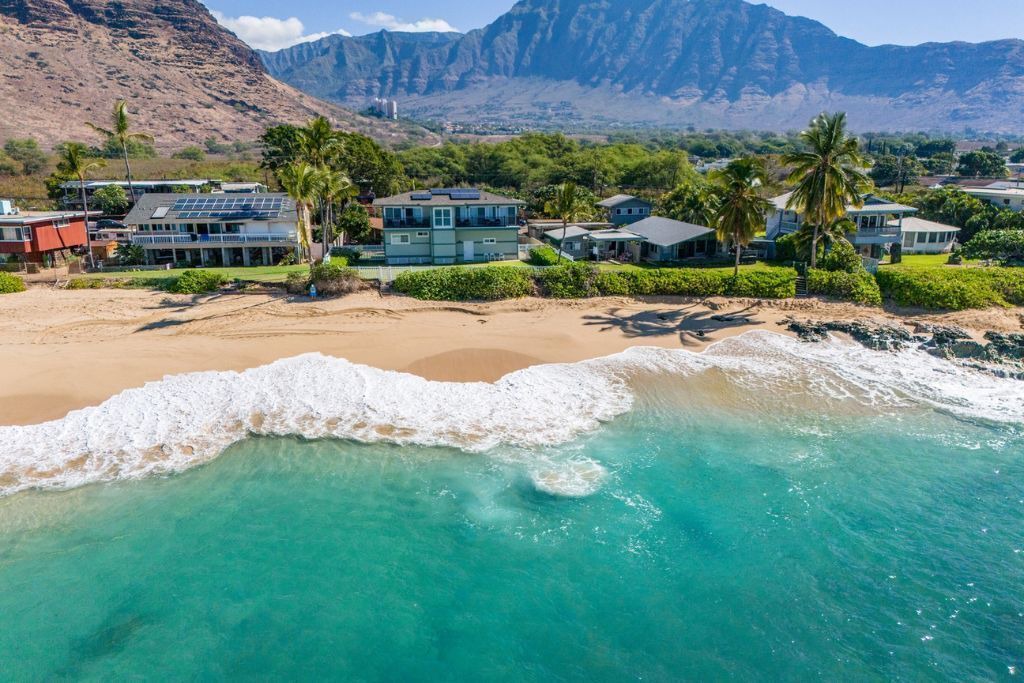 Photo of Others in Makaha