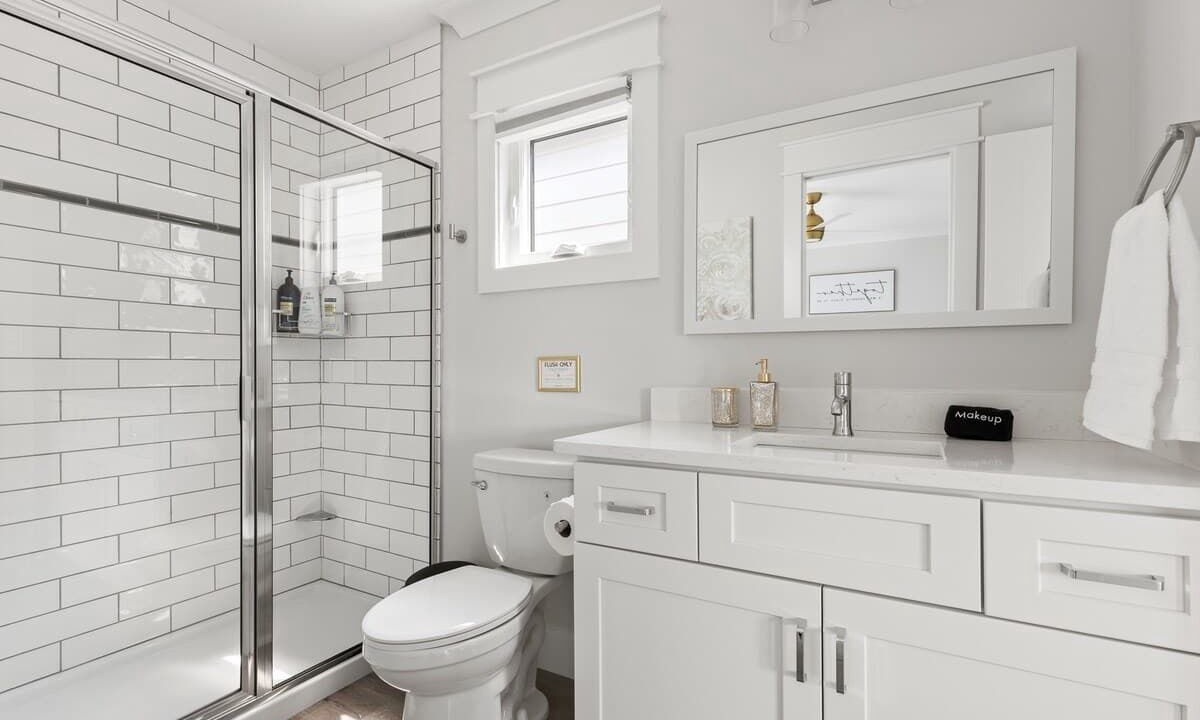 Photo of Bathroom in River District