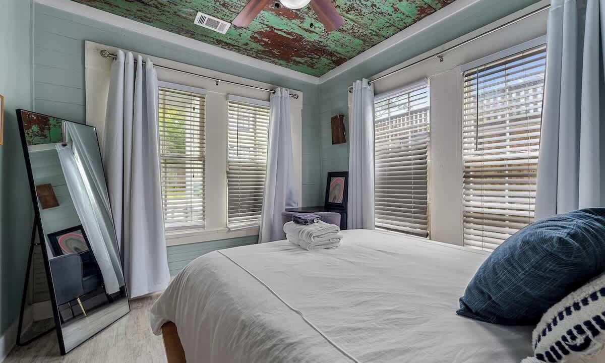 Photo of Bedroom in Historic Downtown Savannah