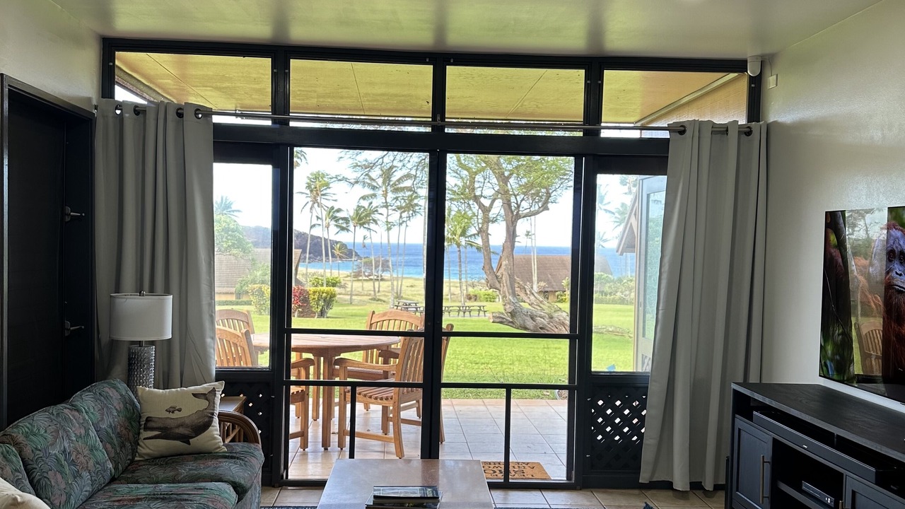 Photo of Livingroom in Maunaloa